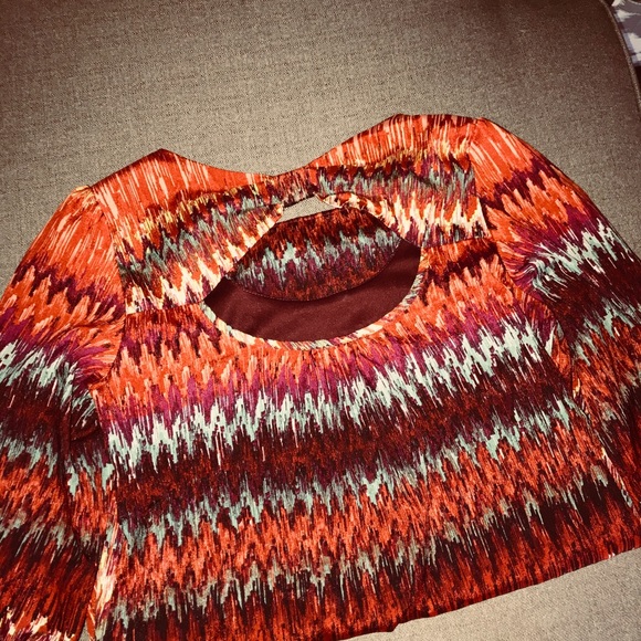 women’s dress - Picture 2 of 3